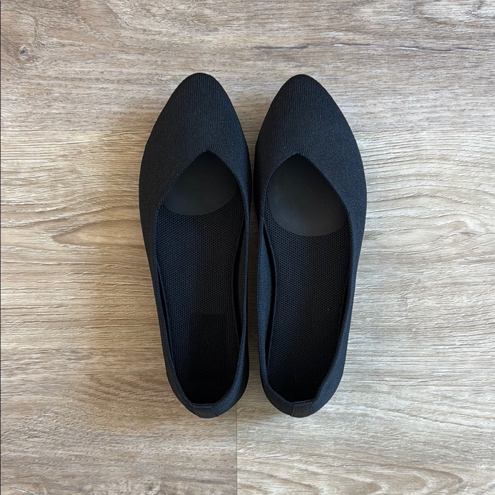 Black Ballet Flats Never Worn